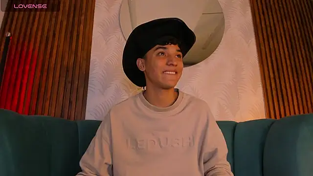 Austin Cardieff online show from 01-31-25, 06:46