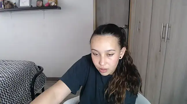 Skarlet Adams28 online show from 12-10-24, 10:16