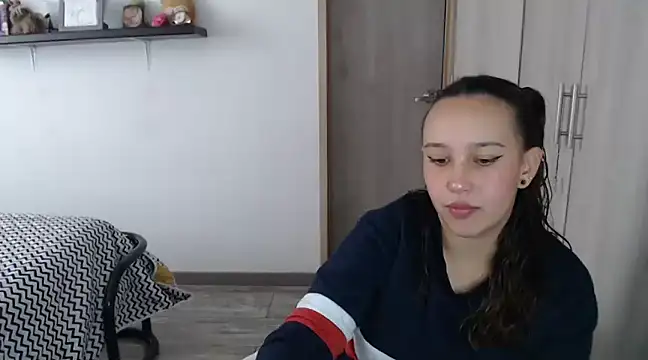 Skarlet Adams28 online show from 12-11-24, 06:42