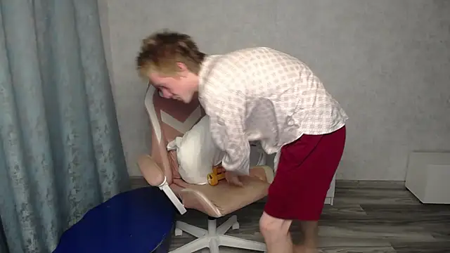 Snapshot of sweetserenity5 chatting on 02-06-25, 03:09 sweetserenity5 online show from 02-06-25, 03:09