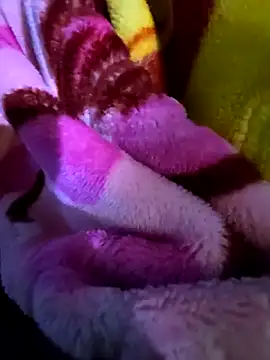 Snapshot of hotbaby_5 chatting on 01-17-25, 02:18 hotbaby 5 online show from 01-17-25, 02:18