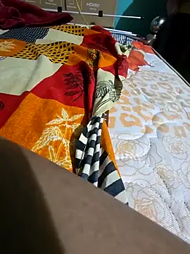 Snapshot of hotbaby_5 chatting on 01-18-25, 04:21 hotbaby 5 online show from 01-18-25, 04:21