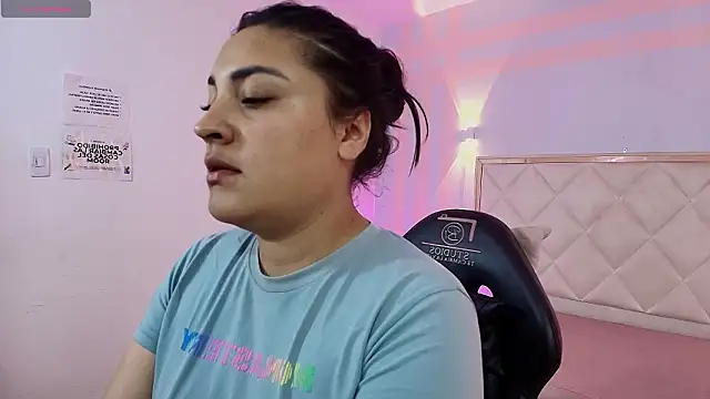 Brendda tay online show from 02-20-26, 03:03