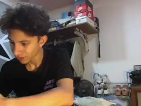 Snapshot of ferchitibellako chatting on 12-14-24, 03:18 ferchitibellako online show from 12-14-24, 03:18