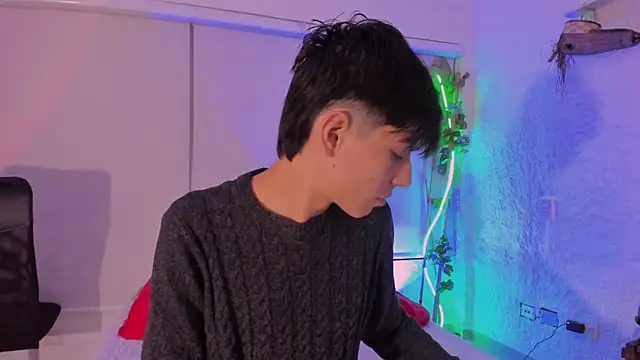 alexandersawyer online show from 10-25-25, 04:31