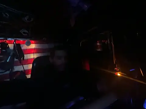 Snapshot of XMeF10 chatting on 12-05-25, 02:53 XMeF10 online show from 12-05-25, 02:53