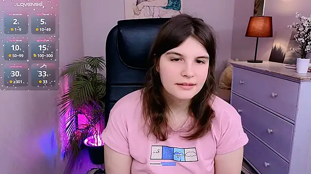 Ruyjin Choi online show from 03-17-25, 10:38