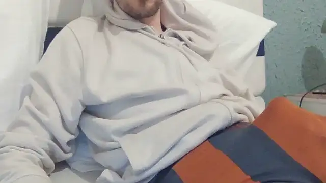 Snapshot of passif520 chatting on 02-21-26, 08:10 passif520 online show from 02-21-26, 08:10