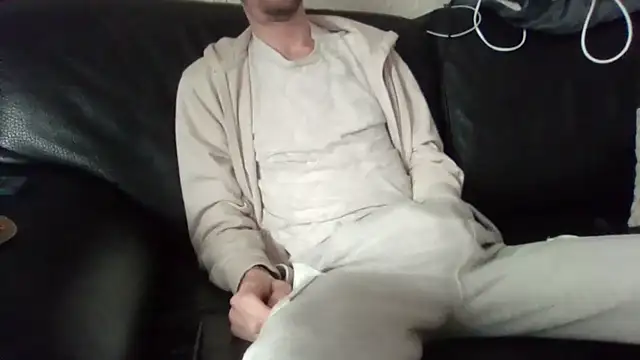 Snapshot of passif520 chatting on 02-24-26, 08:34 passif520 online show from 02-24-26, 08:34