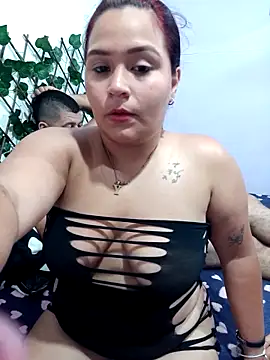 Snapshot of therollingg chatting on 03-19-25, 04:25 therollingg online show from 03-19-25, 04:25