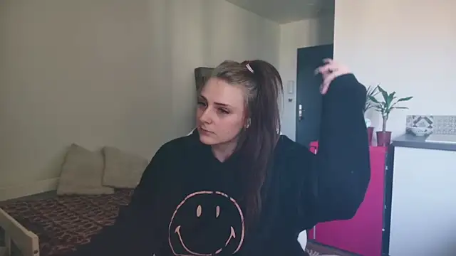 ce leste   online show from 04-14-26, 12:00