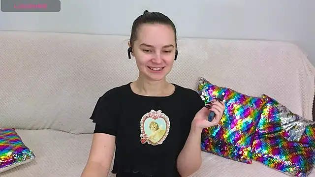 Ellie Sunset online show from 10-26-25, 09:48