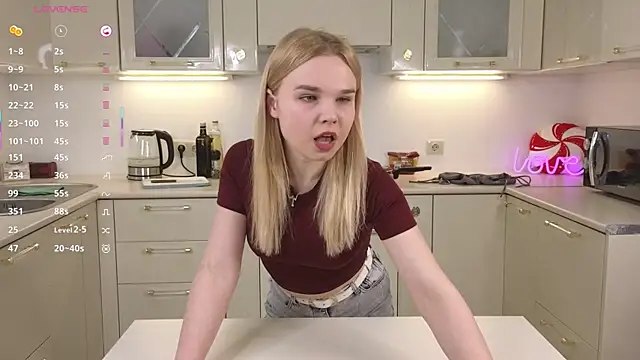 OdetteHarwick online show from 02-22-26, 06:06