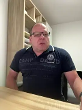 coupleLatinaLovers online show from 04-13-26, 05:02