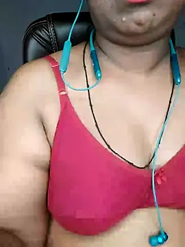Snapshot of niketa__ chatting on 01-07-25, 10:01 niketa online show from 01-07-25, 10:01