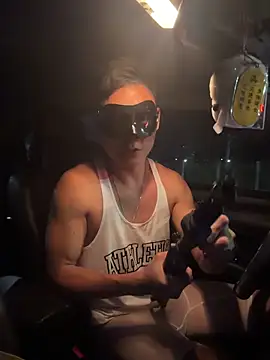 Snapshot of frnk30151 chatting on 10-17-25, 03:14 frnk30151 online show from 10-17-25, 03:14