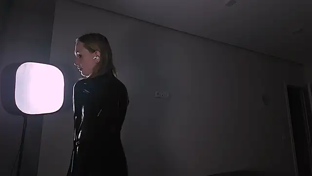 vinylstore online show from 11-30-25, 05:50