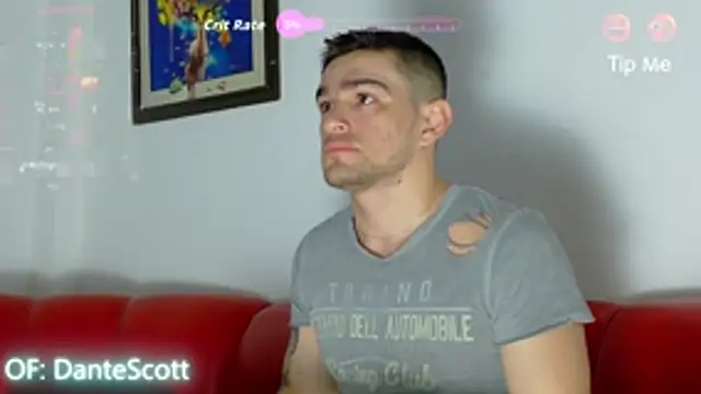 Snapshot of Sexy_Alejandro_ chatting on 06-19-26, 11:14 Sexy Alejandro online show from 06-19-26, 11:14