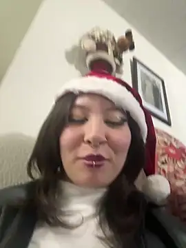 Snapshot of Kailin_darck1 chatting on 12-15-24, 03:45 Kailin darck1 online show from 12-15-24, 03:45