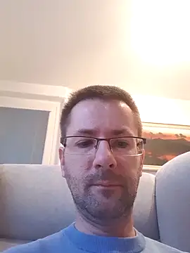 Snapshot of riskybusiness9090 chatting on 10-20-25, 05:19 riskybusiness9090 online show from 10-20-25, 05:19