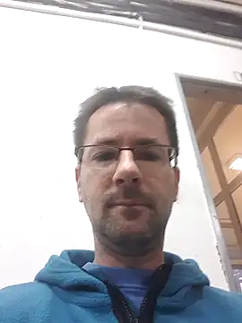 Snapshot of riskybusiness9090 chatting on 11-13-25, 06:01 riskybusiness9090 online show from 11-13-25, 06:01