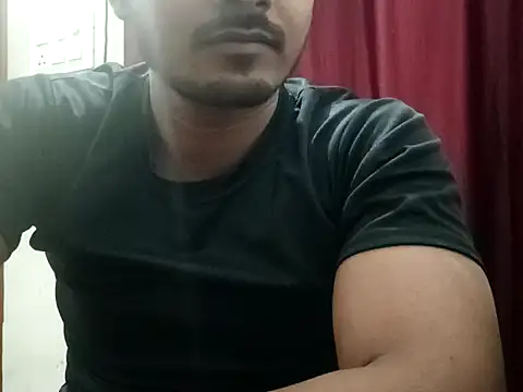 Snapshot of Bigcocks01 chatting on 12-22-24, 02:06 Bigcocks01 online show from 12-22-24, 02:06