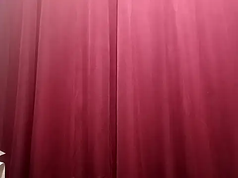 Snapshot of Bigcocks01 chatting on 02-04-25, 03:15 Bigcocks01 online show from 02-04-25, 03:15