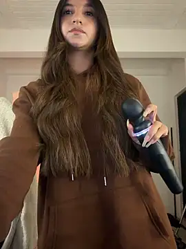 aly golden  online show from 04-21-26, 06:20