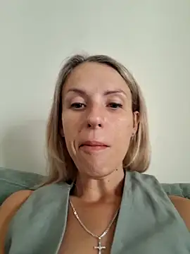 Snapshot of YourJuliena chatting on 02-23-25, 09:22 YourJuliena online show from 02-23-25, 09:22