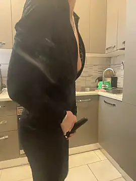 Porcella96 online show from 03-18-25, 08:03