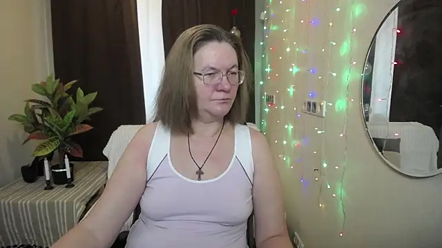 HolyMilfa online show from 01-24-25, 07:51