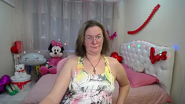 HolyMilfa online show from 02-12-25, 10:46