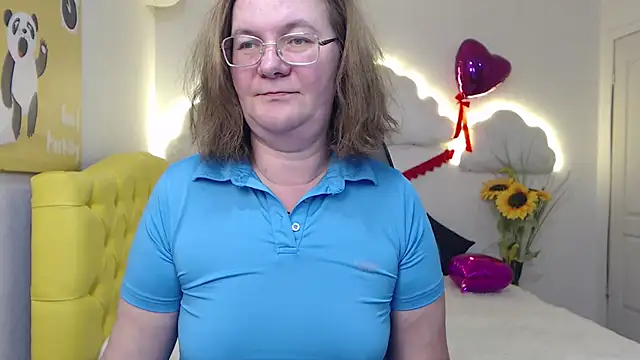 HolyMilfa online show from 03-07-25, 01:51