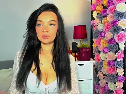 OliviaFantasy online show from 12-17-25, 07:36