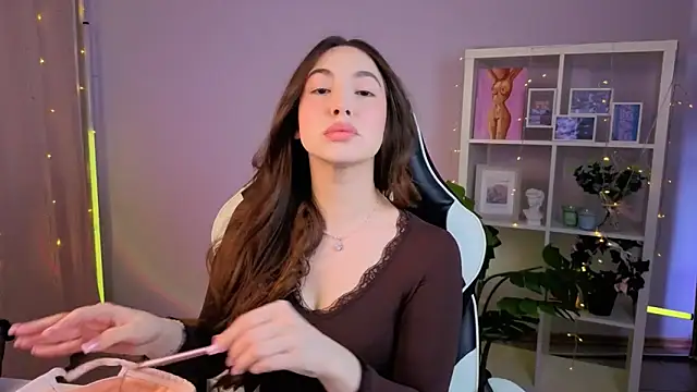 MelissaLovvv online show from 03-25-26, 04:18