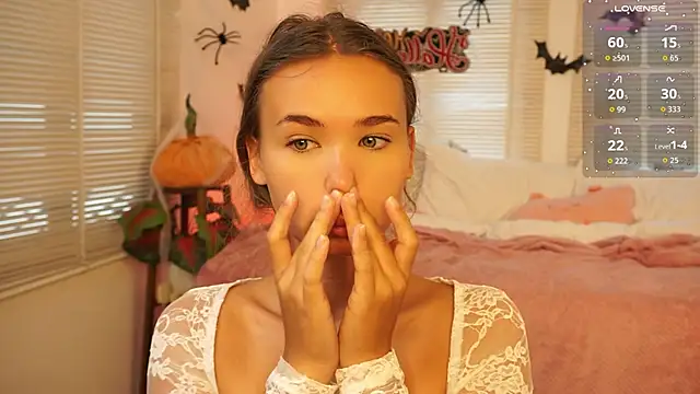 lexicoyy  online show from 11-02-25, 04:37