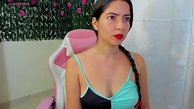 sweetieandjuicyy online show from 09-23-25, 05:05