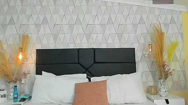 JustinePerry online show from 01-19-26, 03:32