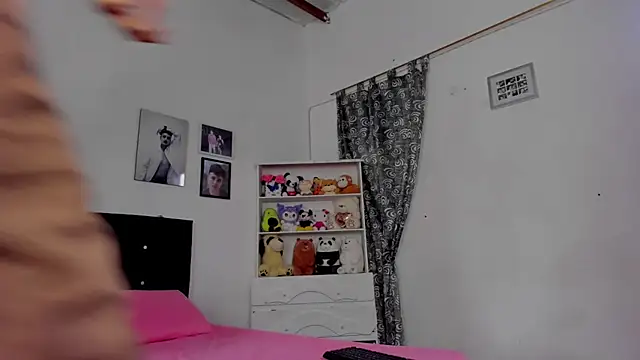 megan 100 online show from 11-21-25, 05:44