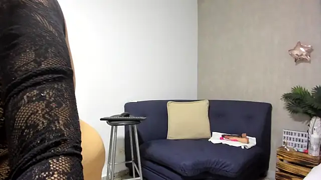 Snapshot of afrodita_martinez chatting on 03-21-26, 02:42 afrodita martinez online show from 03-21-26, 02:42