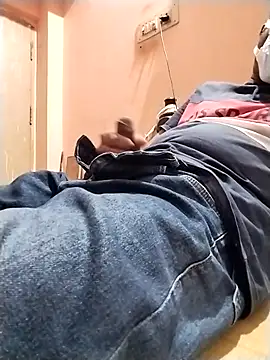 Snapshot of tamil_horny09 chatting on 09-10-25, 10:48 tamil horny09 online show from 09-10-25, 10:48