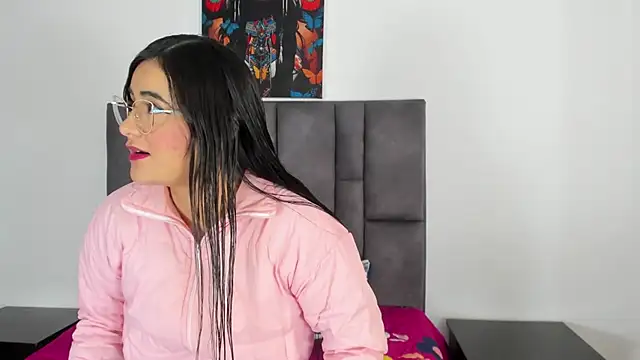 Snapshot of Dulce_amg chatting on 02-08-25, 12:28 Dulce amg online show from 02-08-25, 12:28