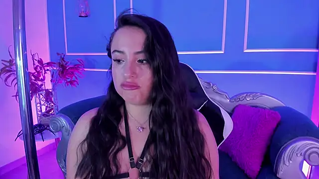 Red star8 online show from 12-18-25, 11:27