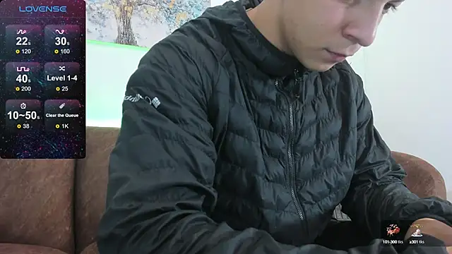 Snapshot of Samuel_Up chatting on 01-22-25, 04:13 Samuel Up online show from 01-22-25, 04:13