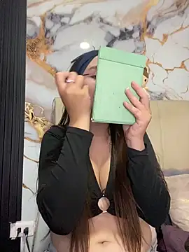 angel natural online show from 11-10-25, 07:57