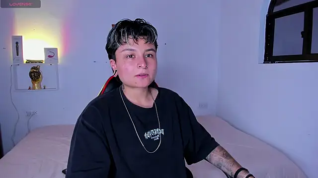 Snapshot of ZuryRamirez_ chatting on 06-08-26, 08:53 ZuryRamirez online show from 06-08-26, 08:53