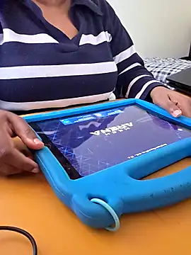 kittymmf online show from 04-08-26, 07:52