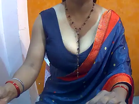 HOT-SEEMAA online show from 01-07-25, 01:49
