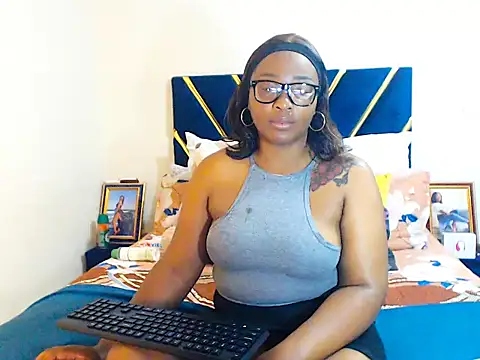 veronica1xxx online show from 01-12-26, 09:09