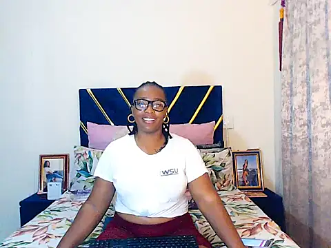 veronica1xxx online show from 02-25-26, 09:13